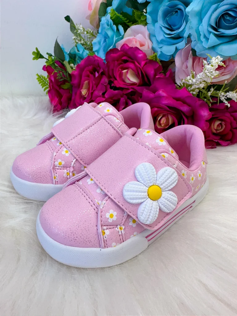Tênis Encanto de Criança Florzinha Rosa