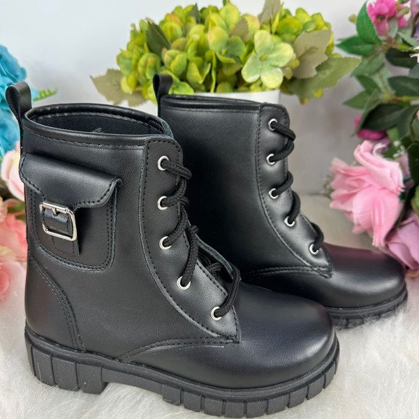 Bota Nilqi Bolso Preto