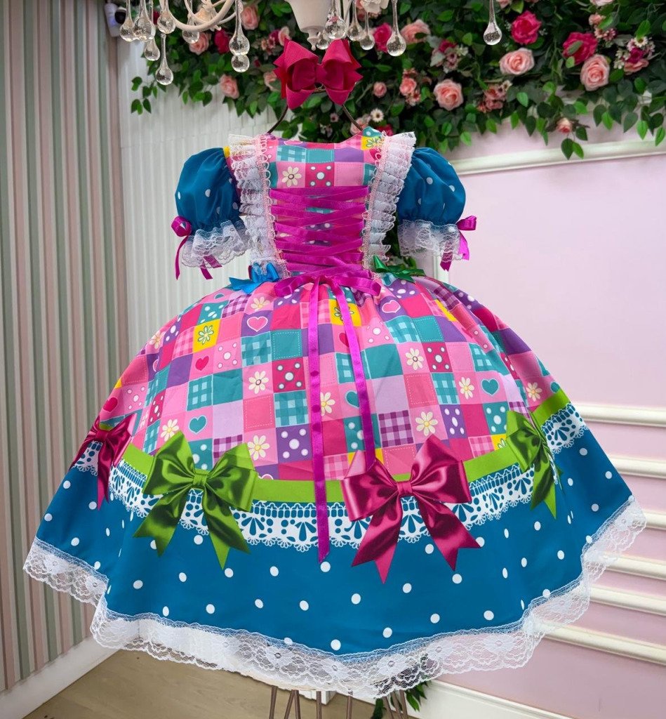 Vestido Marie Junino Luxo Quermesse Luz do Interior