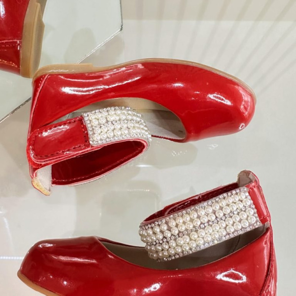 Sapatinho Vermelho Escuro C/ Tornozeleira Pérolas e Strass